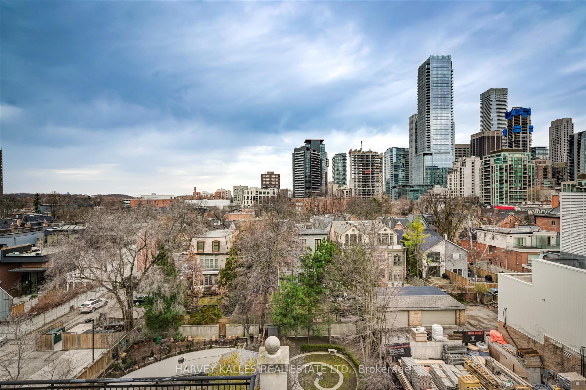 99 Avenue Road 708, Toronto Unit: 708