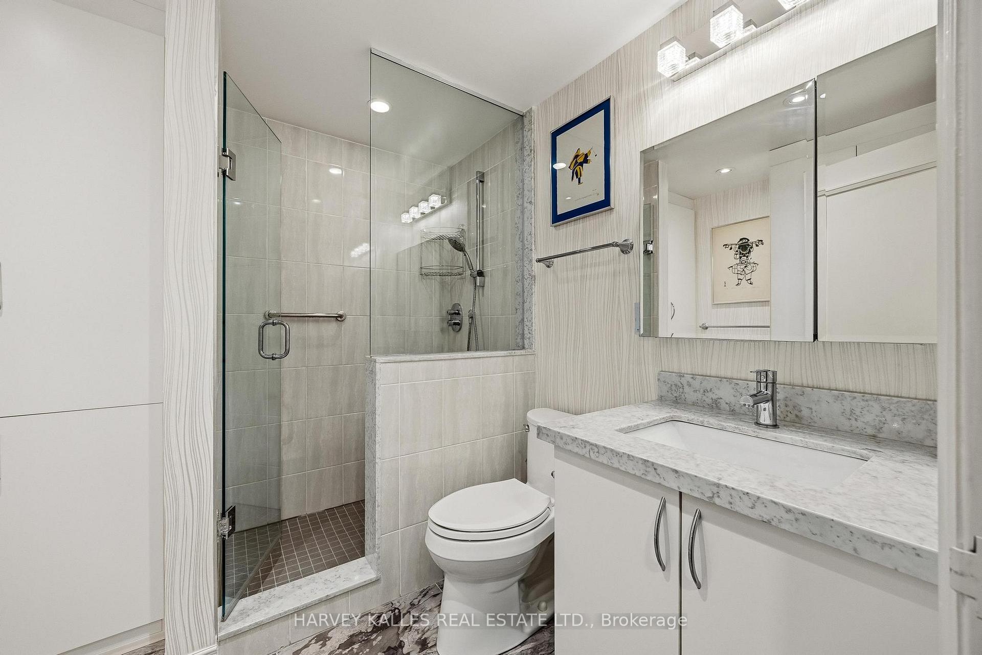 3800 Yonge Street PH16, Toronto Unit: PH16