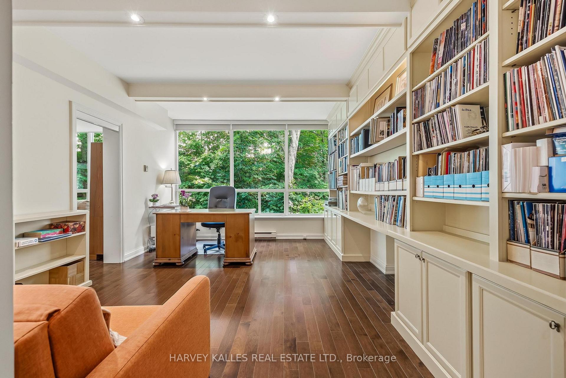 3800 Yonge Street PH16, Toronto Unit: PH16