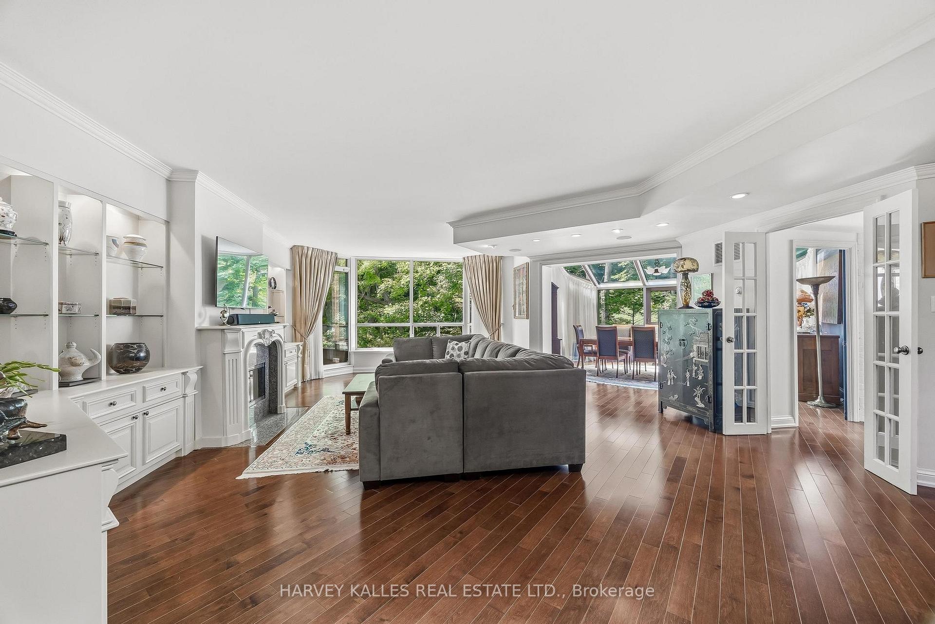 3800 Yonge Street PH16, Toronto Unit: PH16
