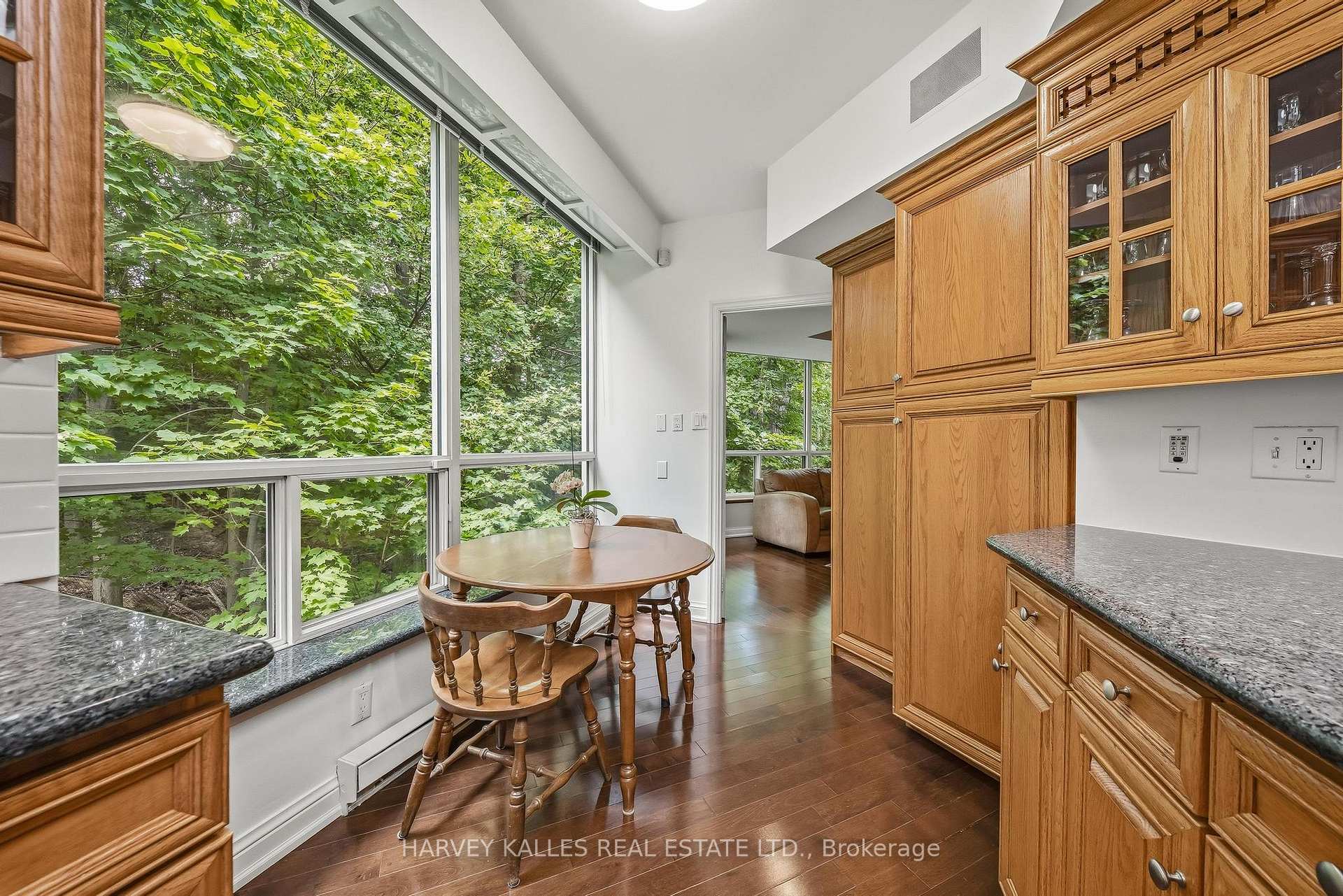 3800 Yonge Street PH16, Toronto Unit: PH16