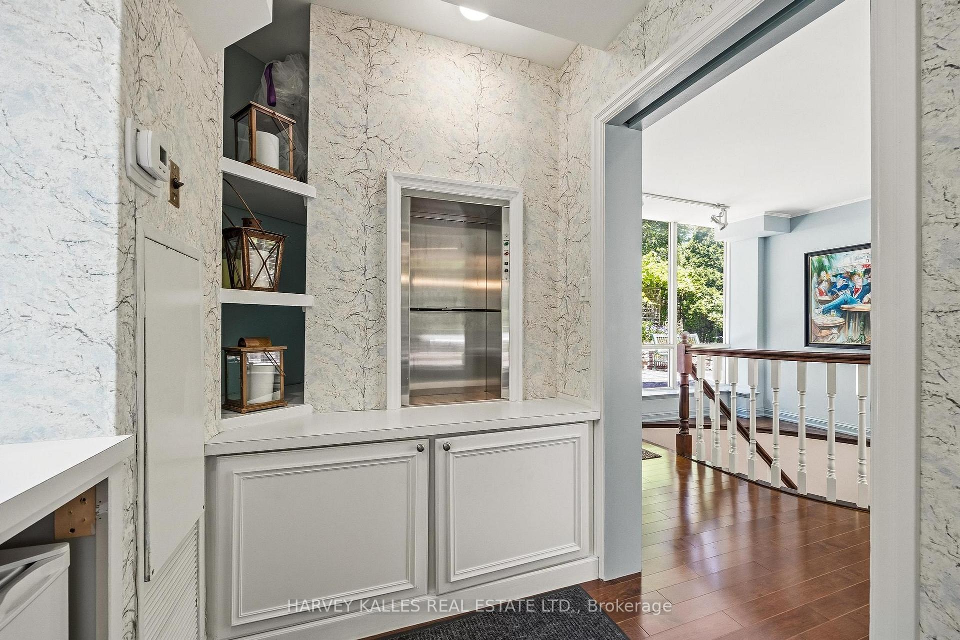 3800 Yonge Street PH16, Toronto Unit: PH16