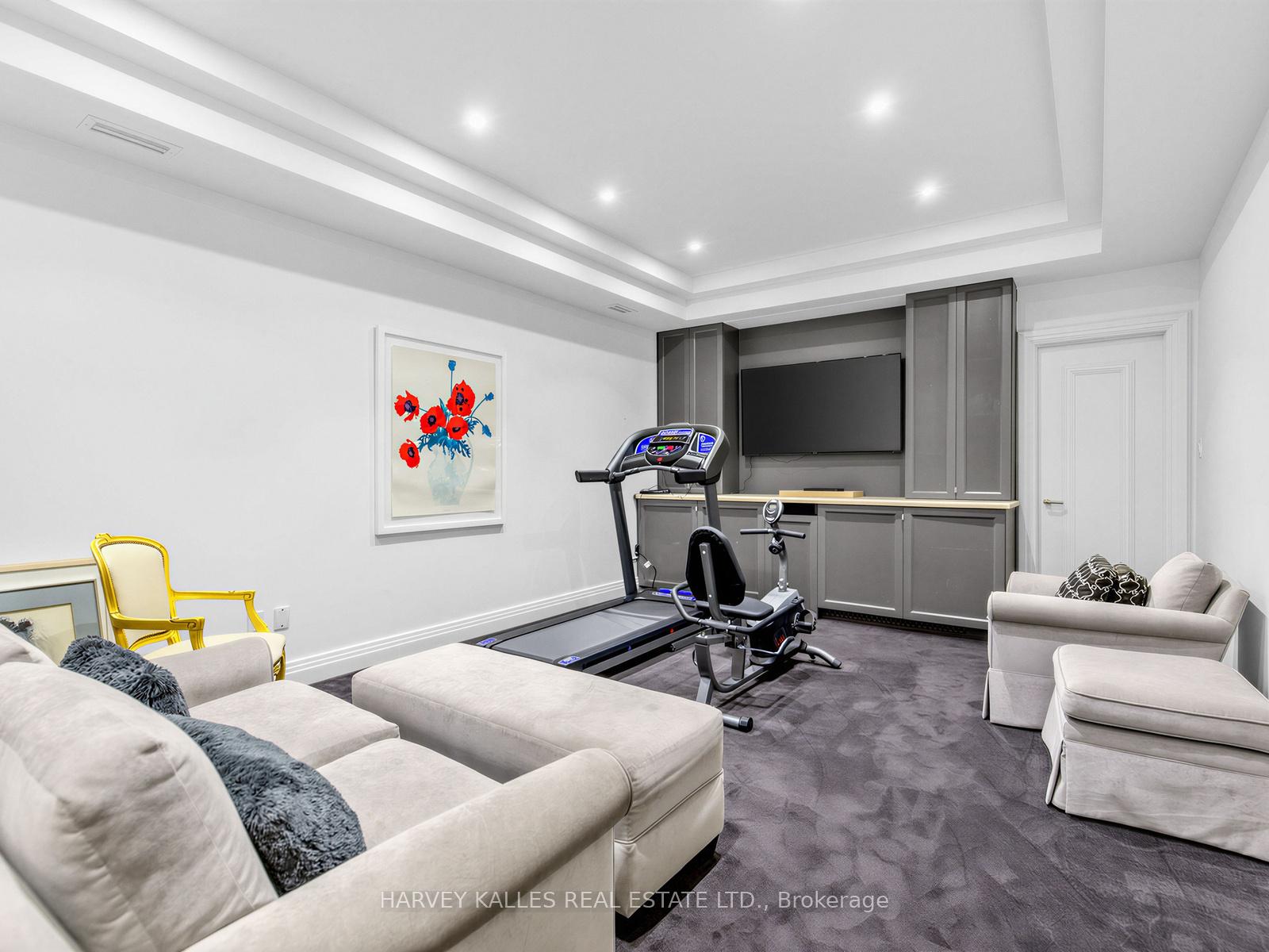 32 Bernard Avenue, Toronto