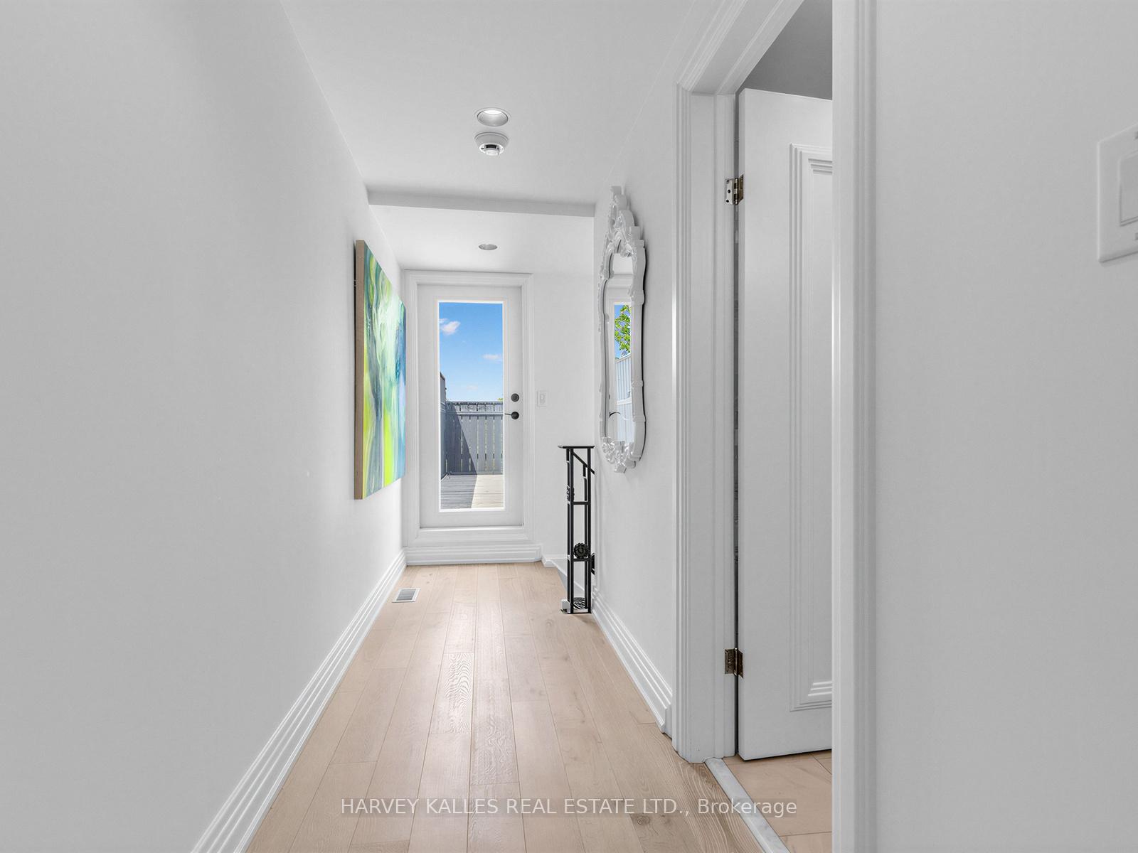 32 Bernard Avenue, Toronto