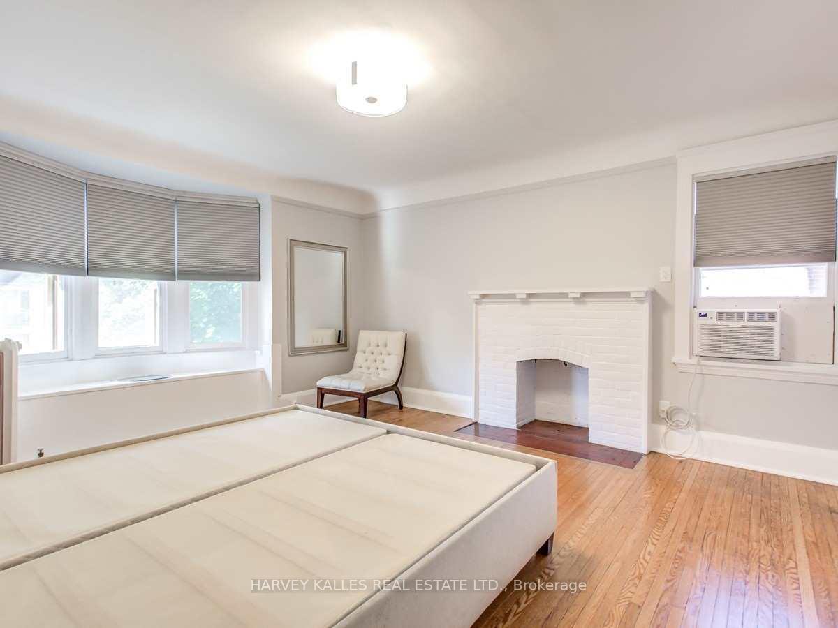 169 Balmoral Avenue, Toronto