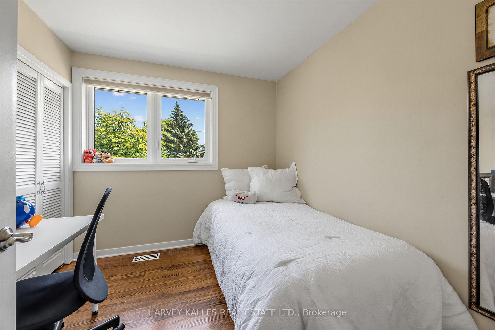 12 Longhope Place, Toronto