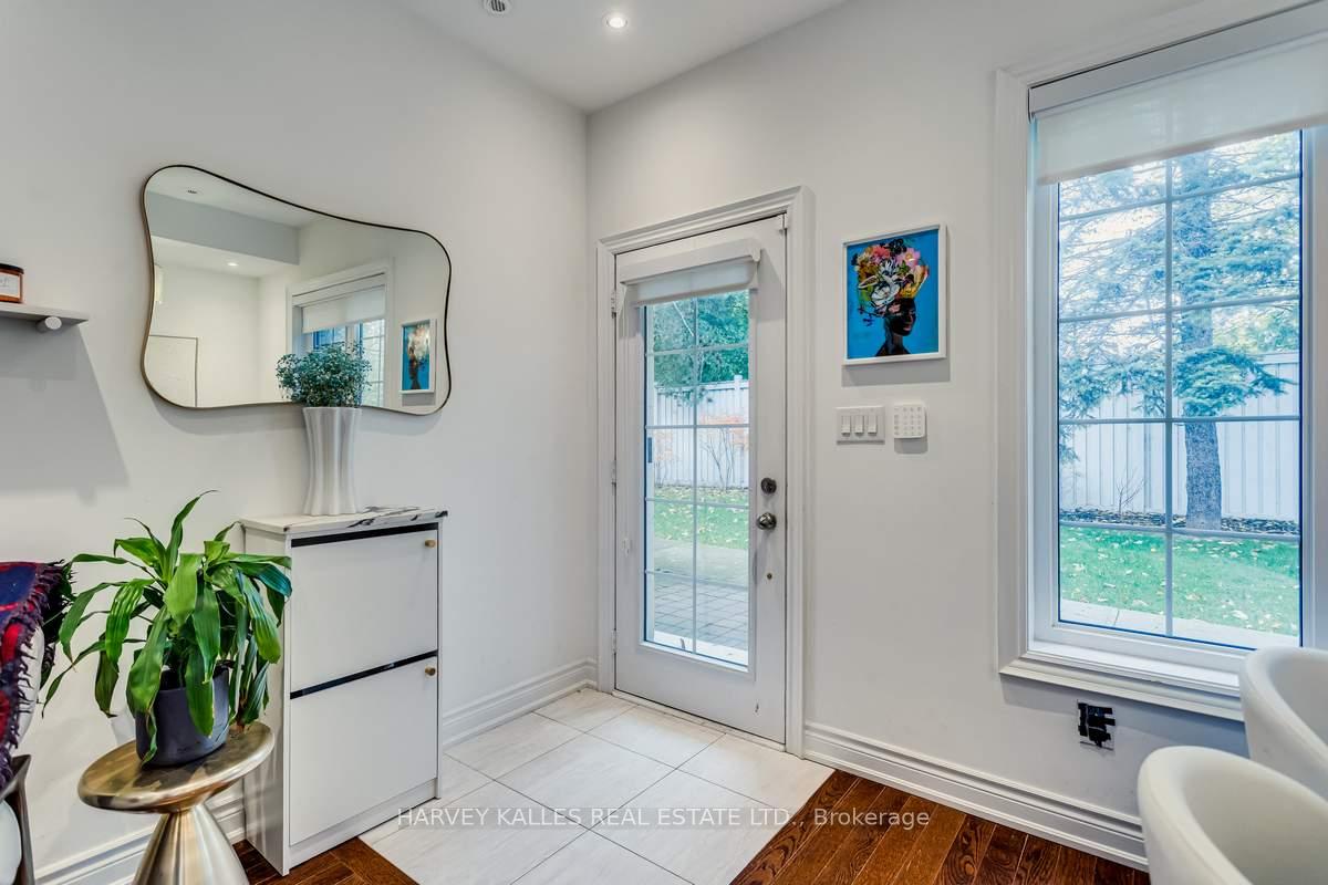 70 Hargrave Lane 7, Toronto Unit: 7