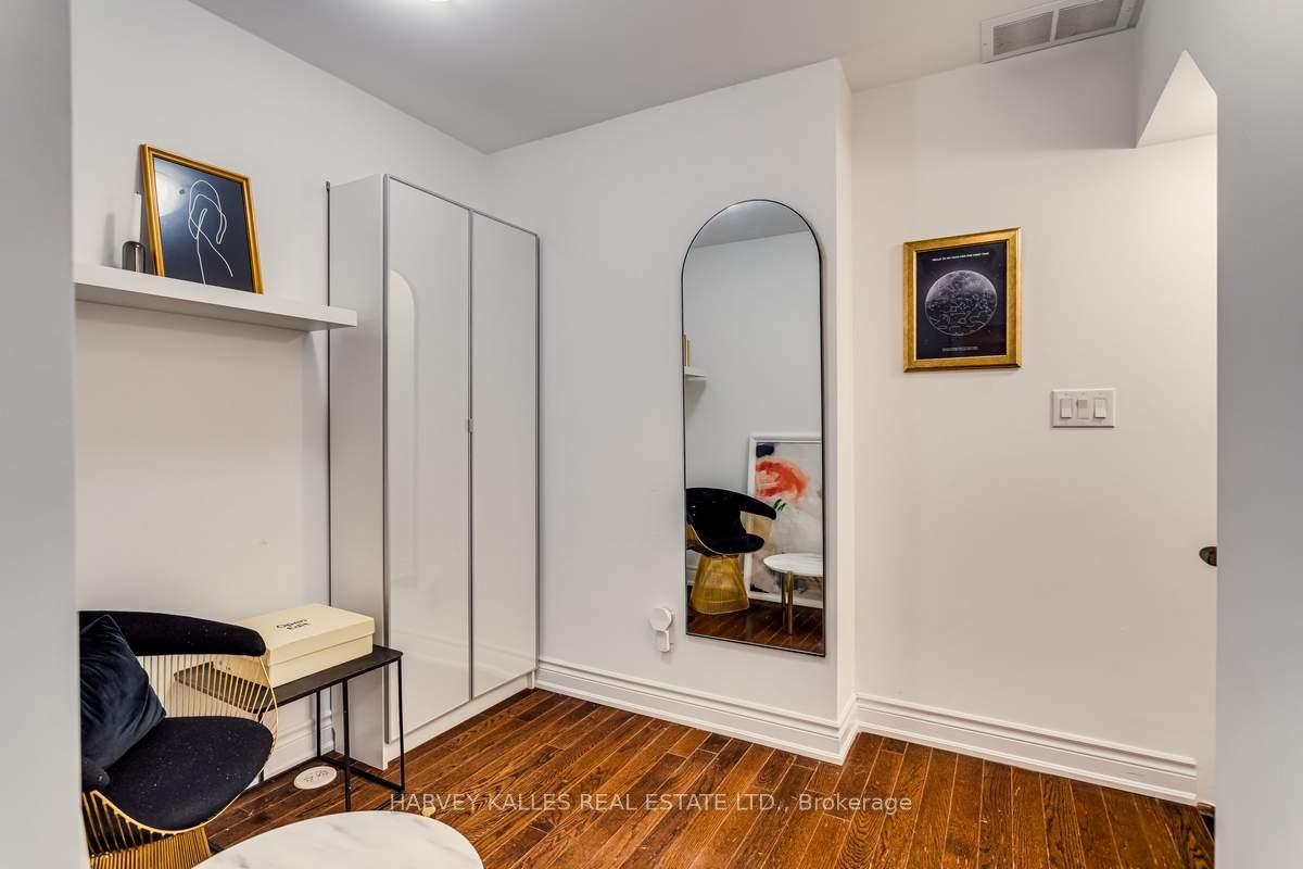 70 Hargrave Lane 7, Toronto Unit: 7