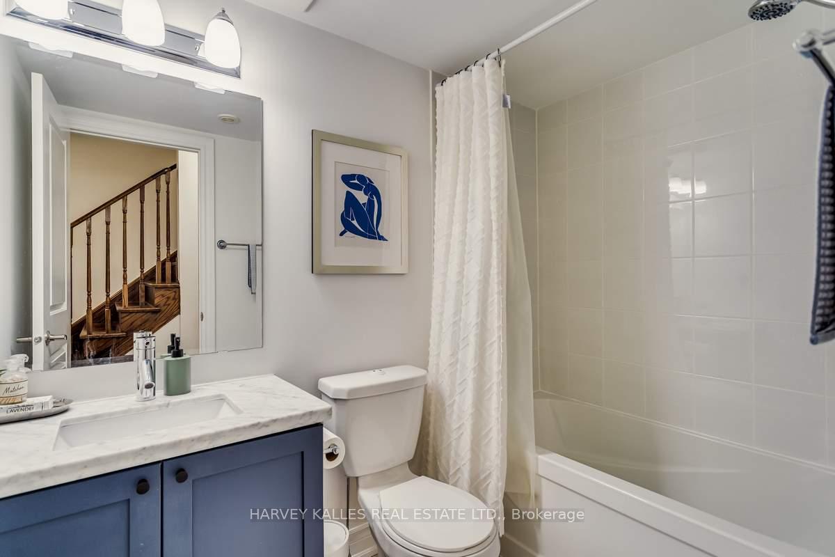 70 Hargrave Lane 7, Toronto Unit: 7
