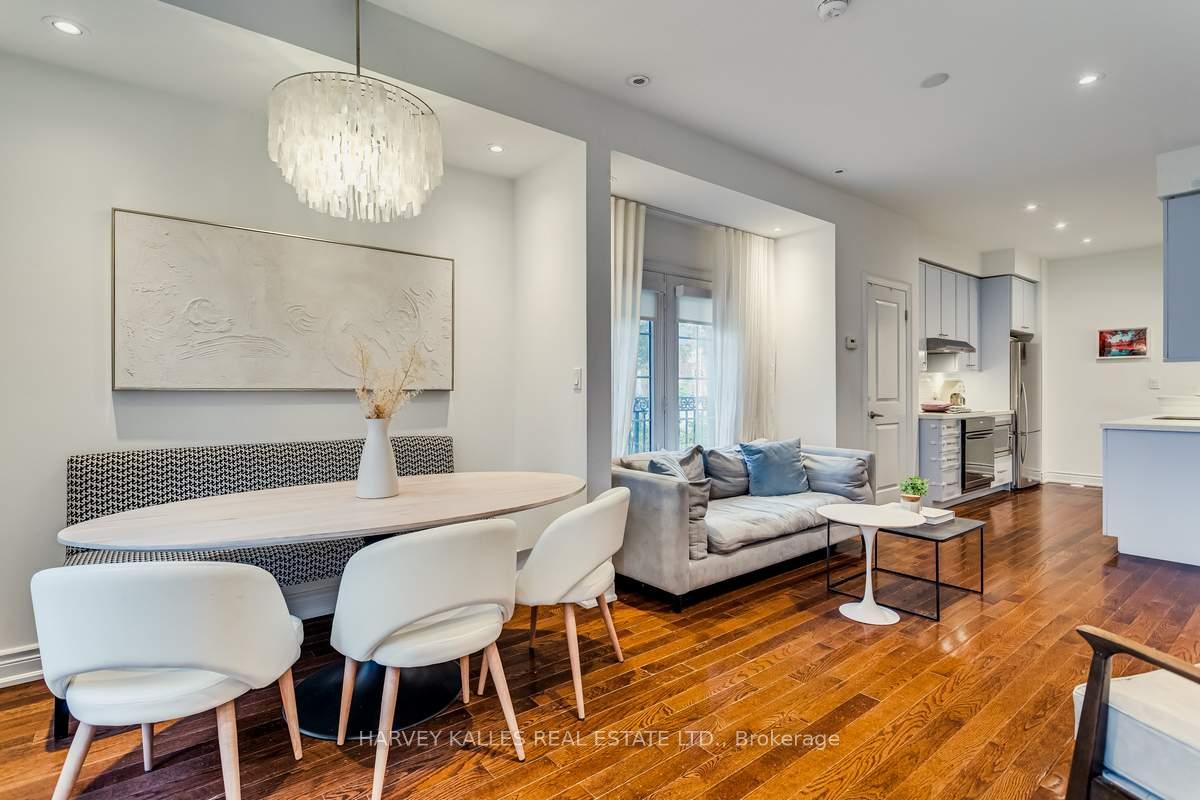70 Hargrave Lane 7, Toronto Unit: 7