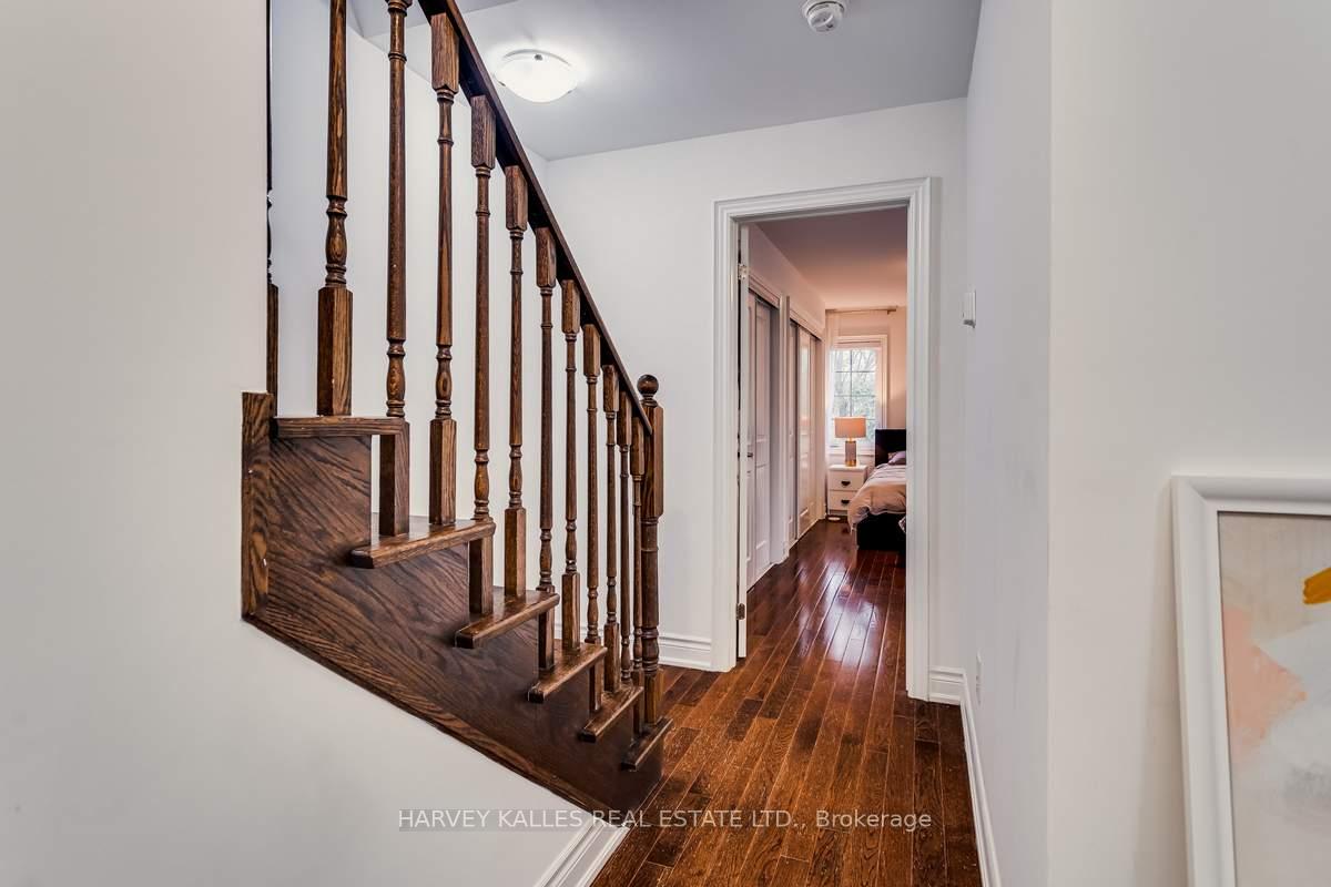 70 Hargrave Lane 7, Toronto Unit: 7