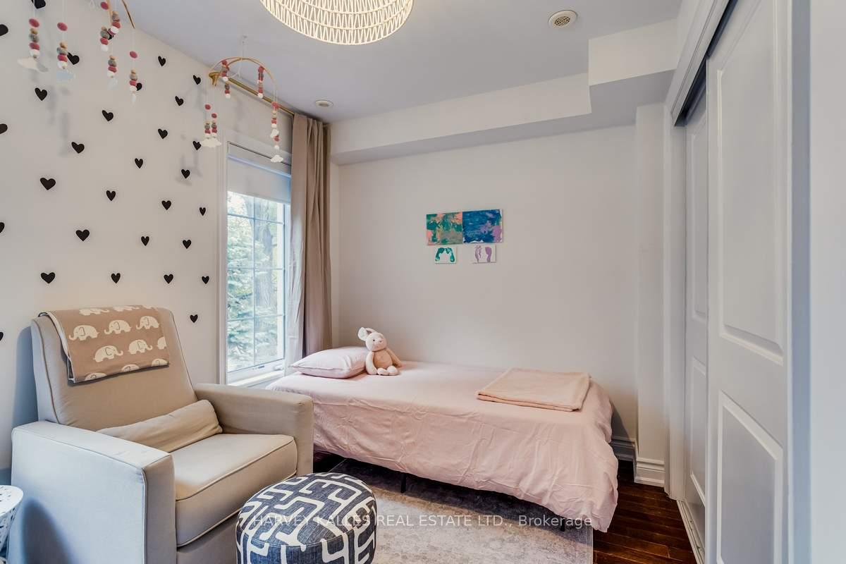 70 Hargrave Lane 7, Toronto Unit: 7