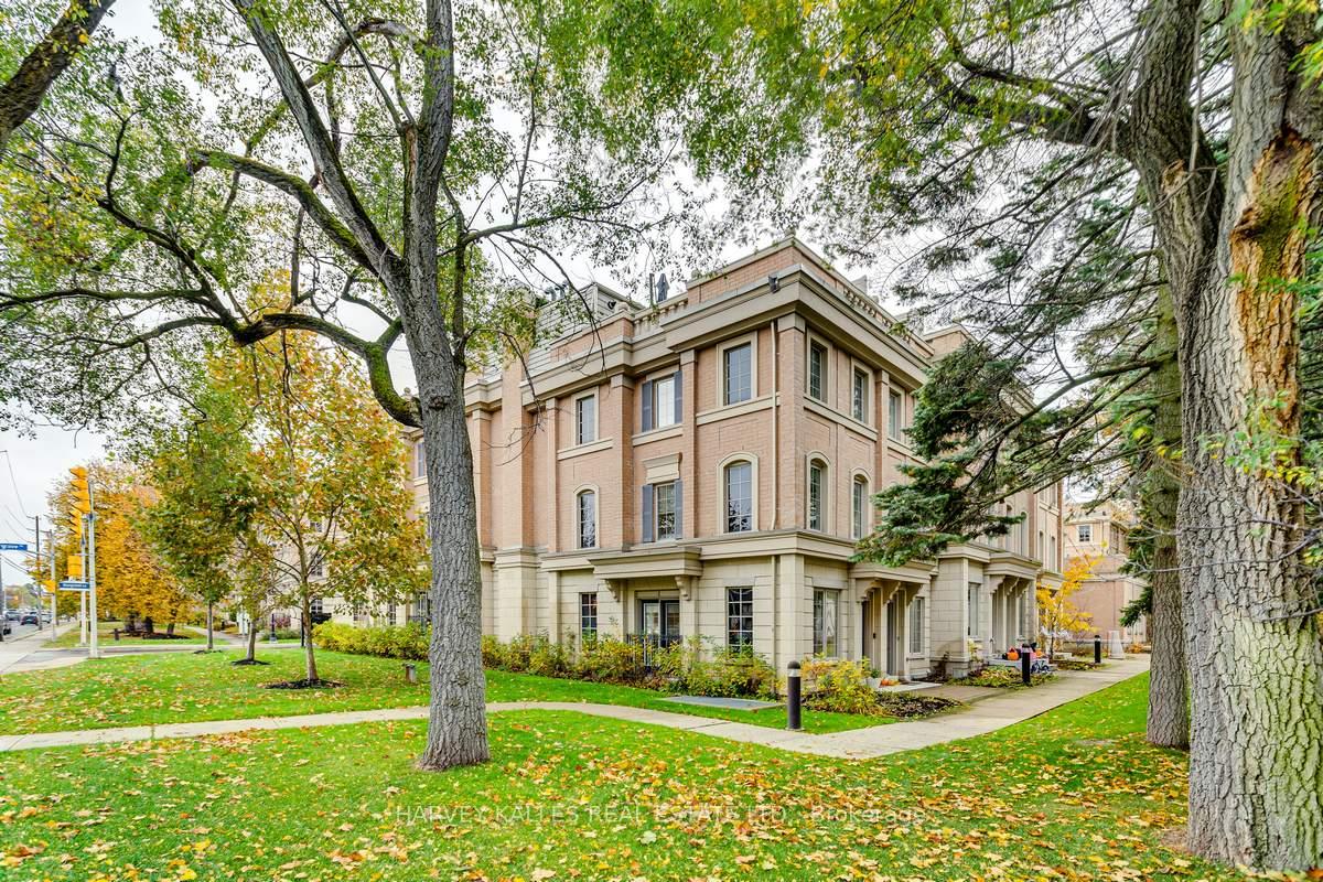 70 Hargrave Lane 7, Toronto Unit: 7
