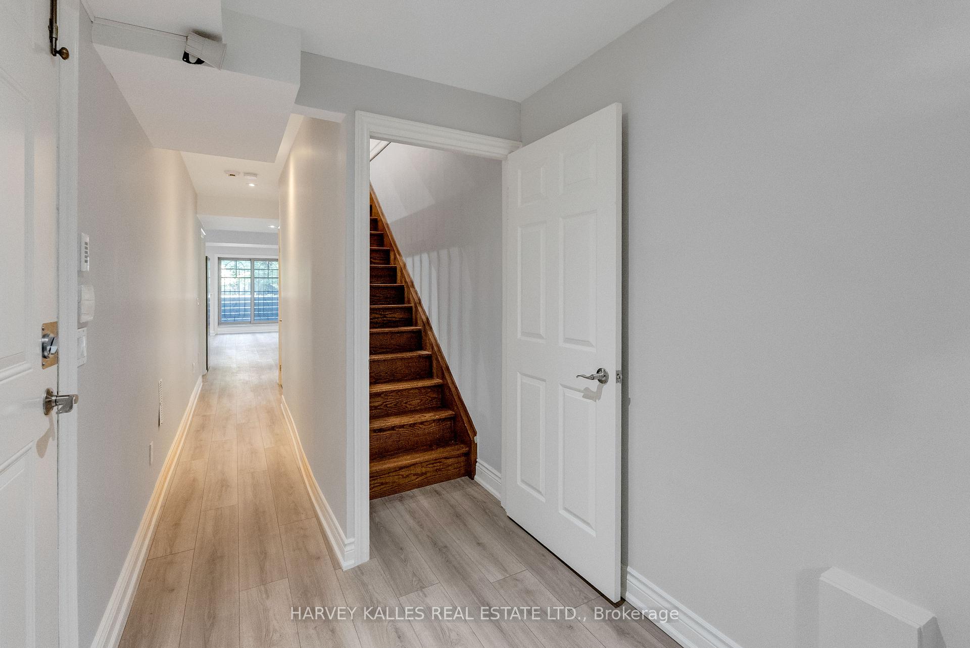 168 Roe Avenue, Toronto