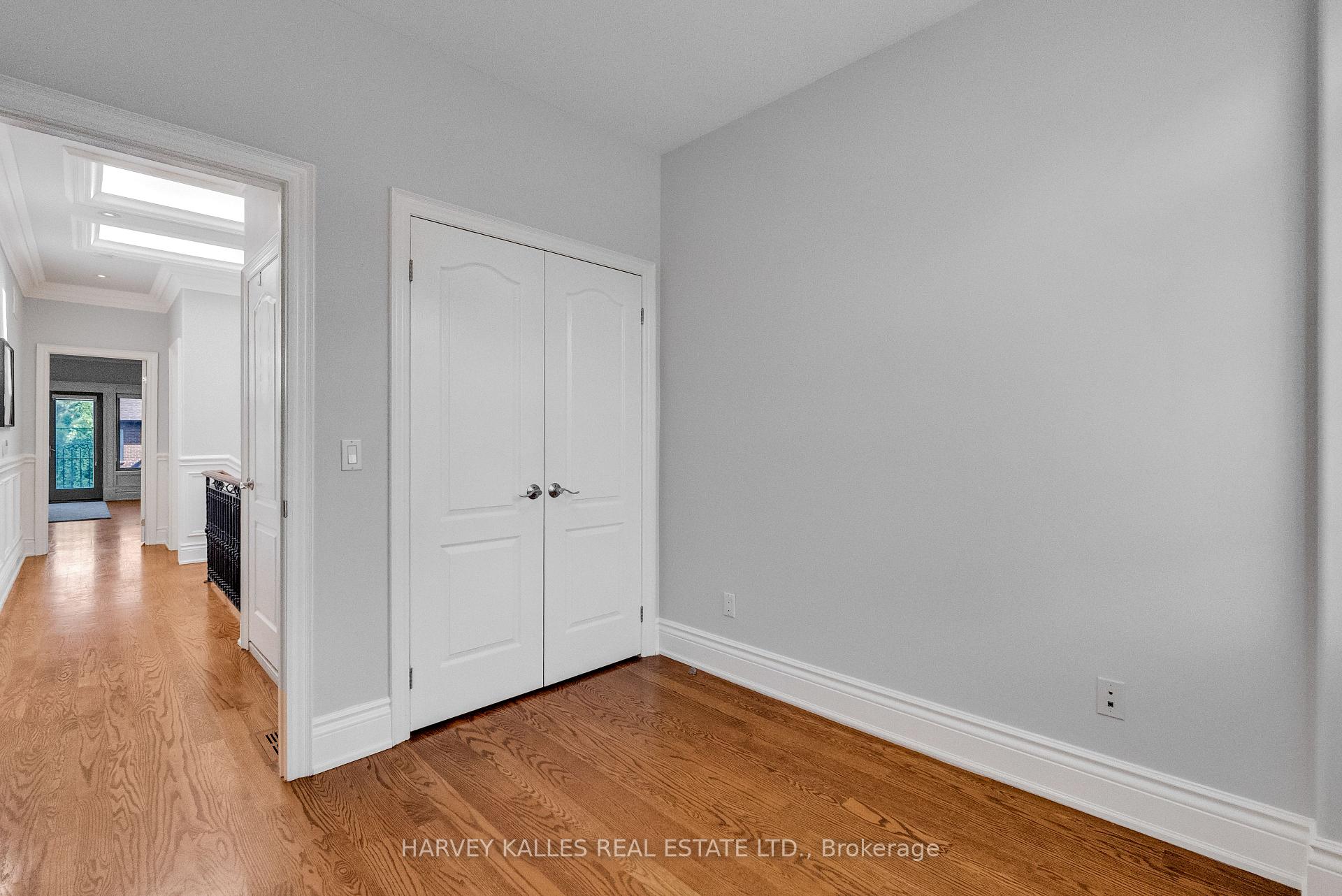168 Roe Avenue, Toronto