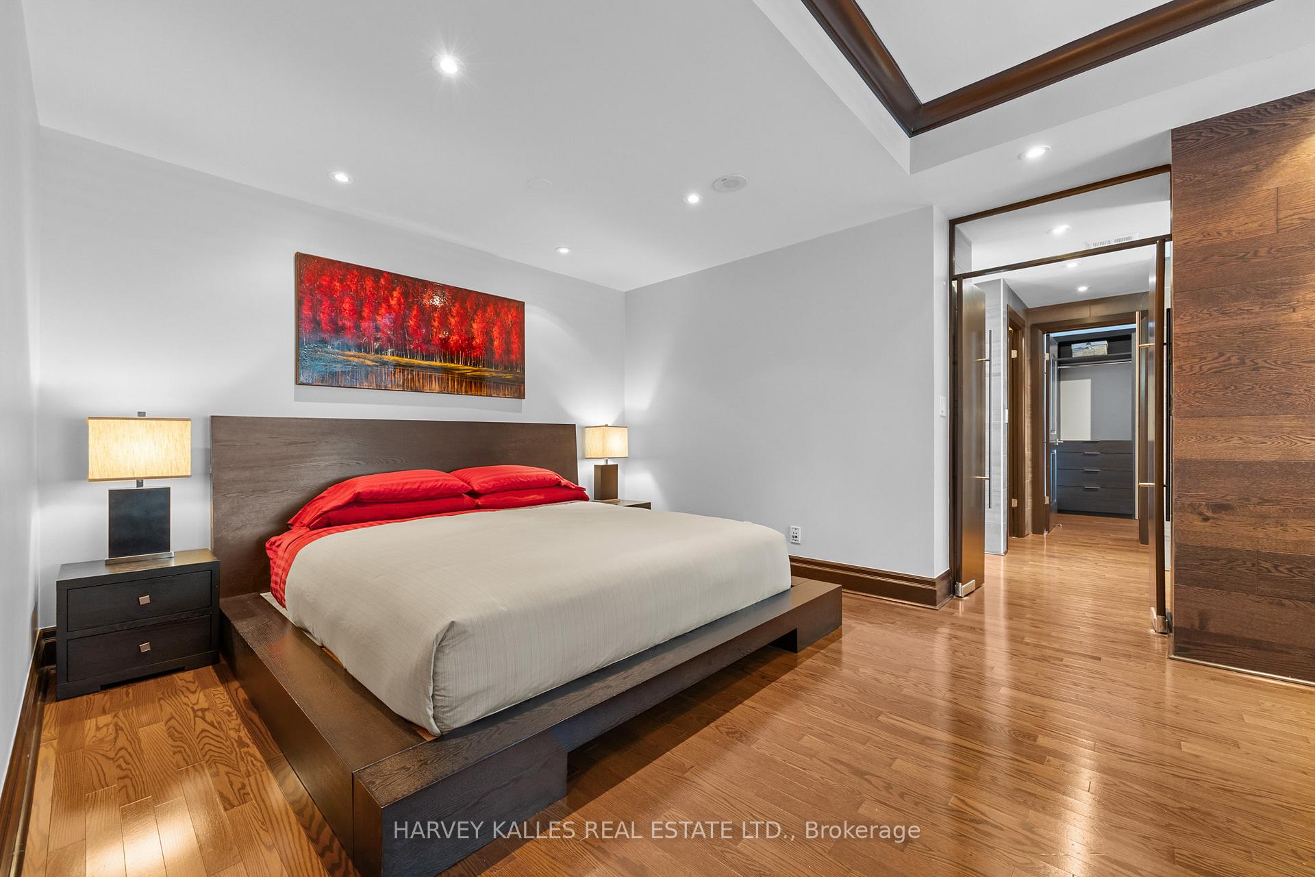 300 Bloor Street E 2701, Toronto Unit: 2701
