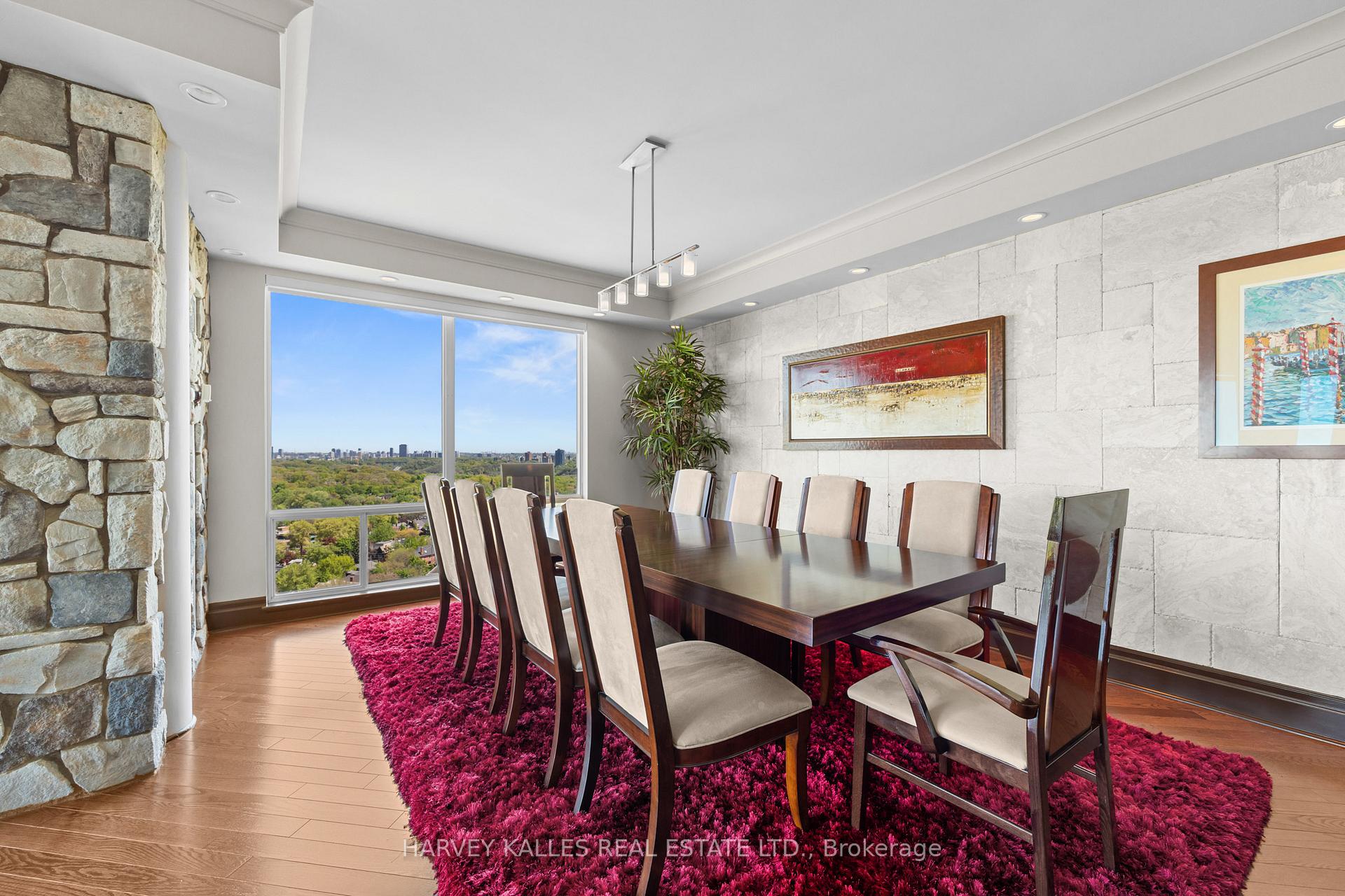 300 Bloor Street E 2701, Toronto Unit: 2701