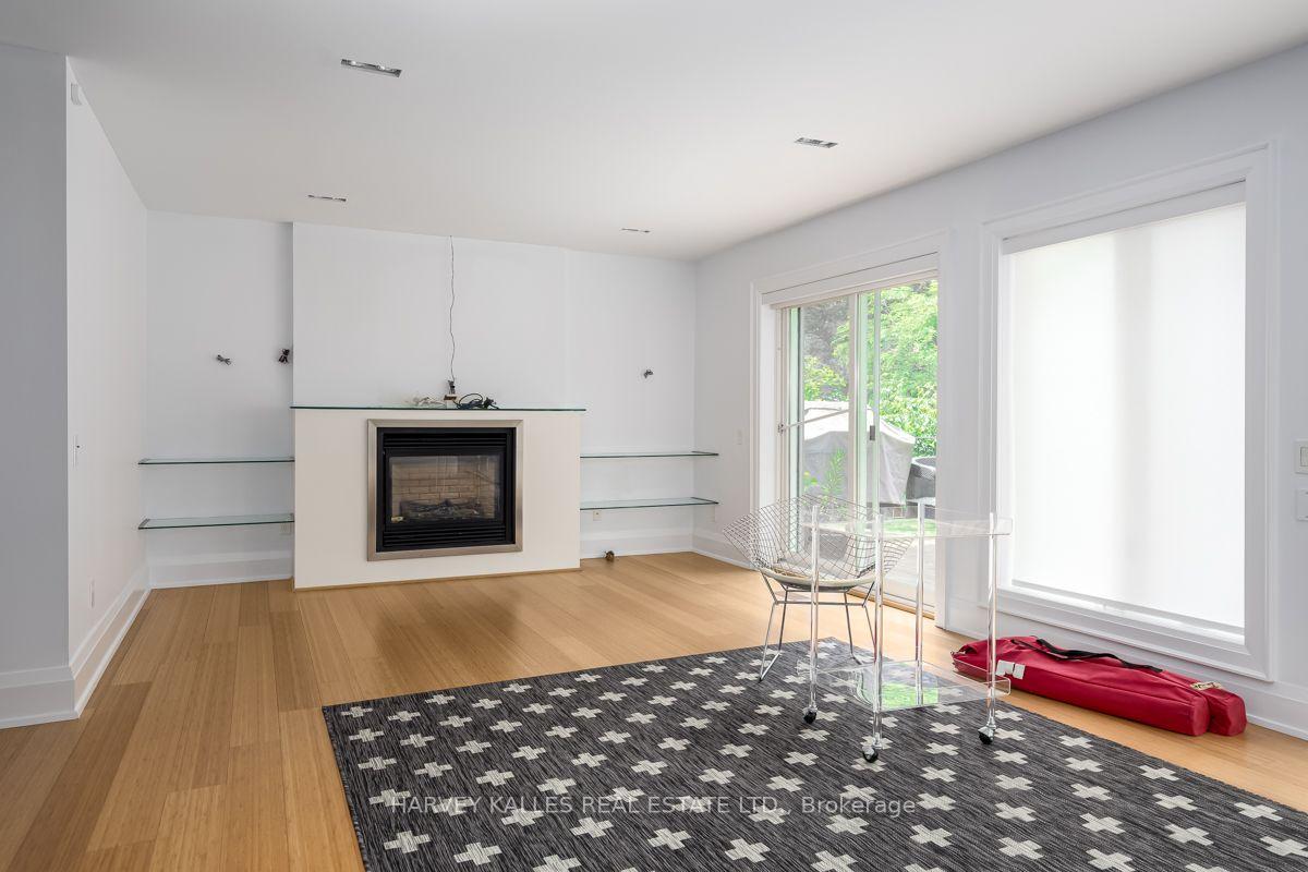 562 Bedford Park Avenue, Toronto