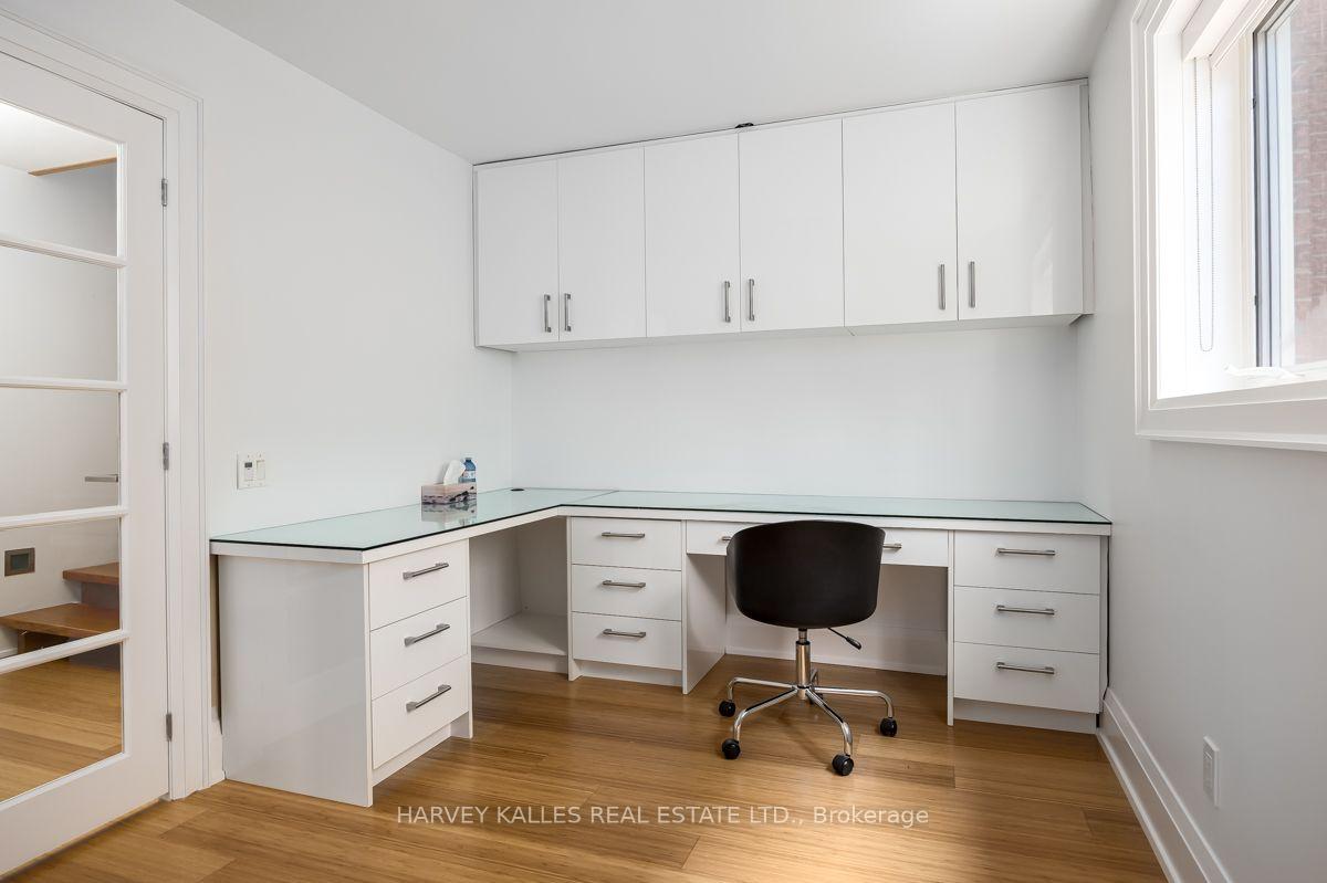 562 Bedford Park Avenue, Toronto