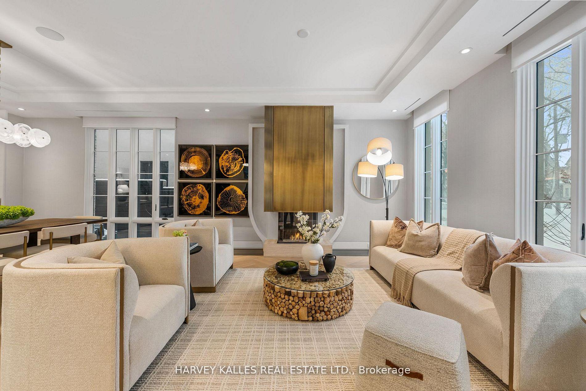 335 Lytton Boulevard, Toronto