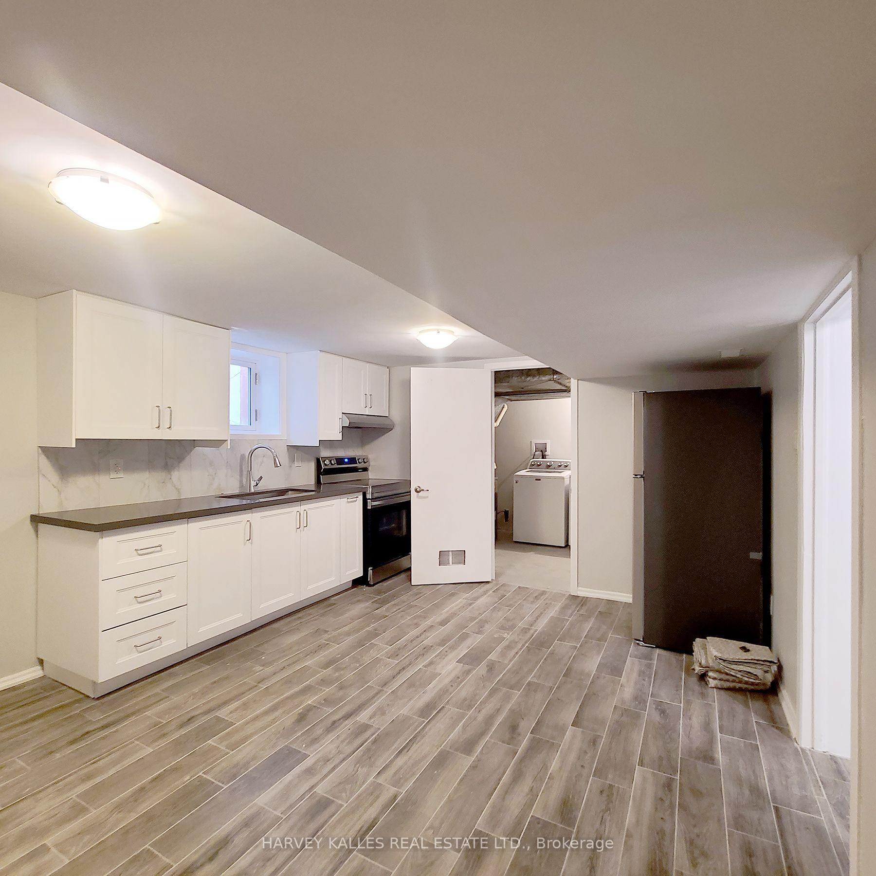 114 Empress Avenue Lower, Toronto Unit: Lower