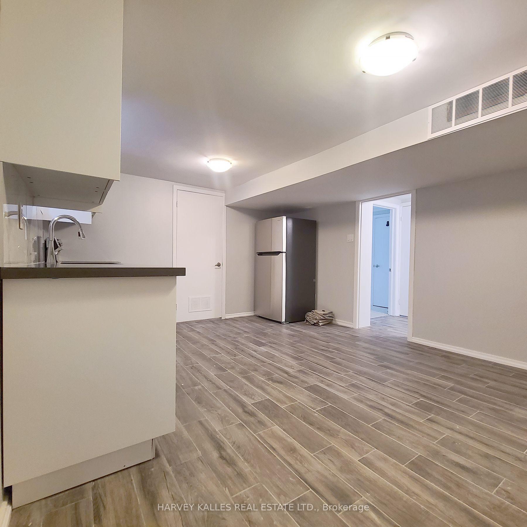 114 Empress Avenue Lower, Toronto Unit: Lower