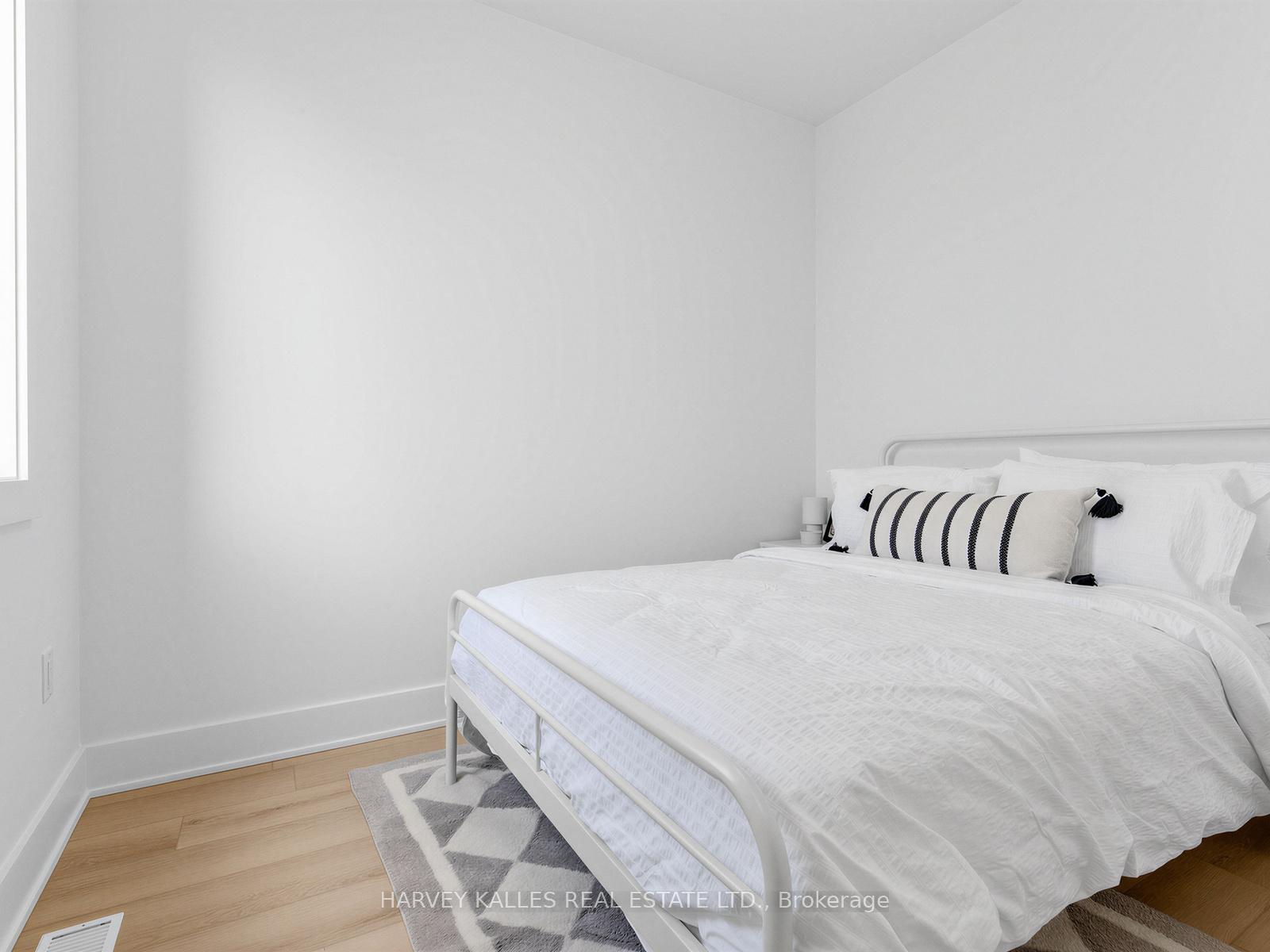 45 Bellevue Avenue 1a, Toronto Unit: 1a
