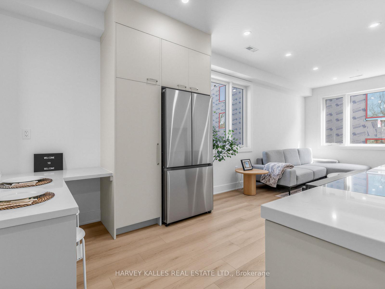 45 Bellevue Avenue 1a, Toronto Unit: 1a