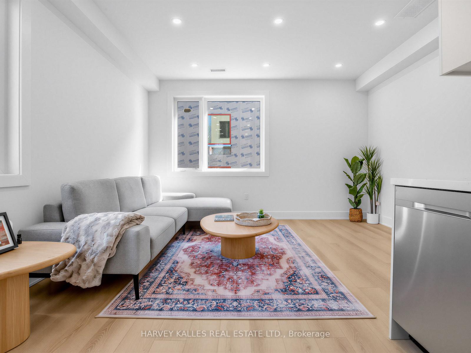 45 Bellevue Avenue 1a, Toronto Unit: 1a