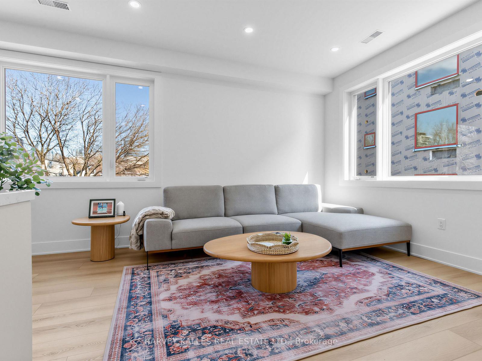 45 Bellevue Avenue 1a, Toronto Unit: 1a