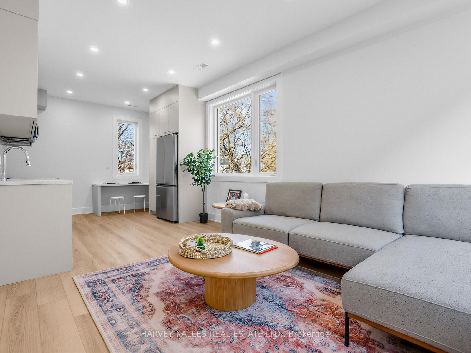 45 Bellevue Avenue 1a, Toronto Unit: 1a