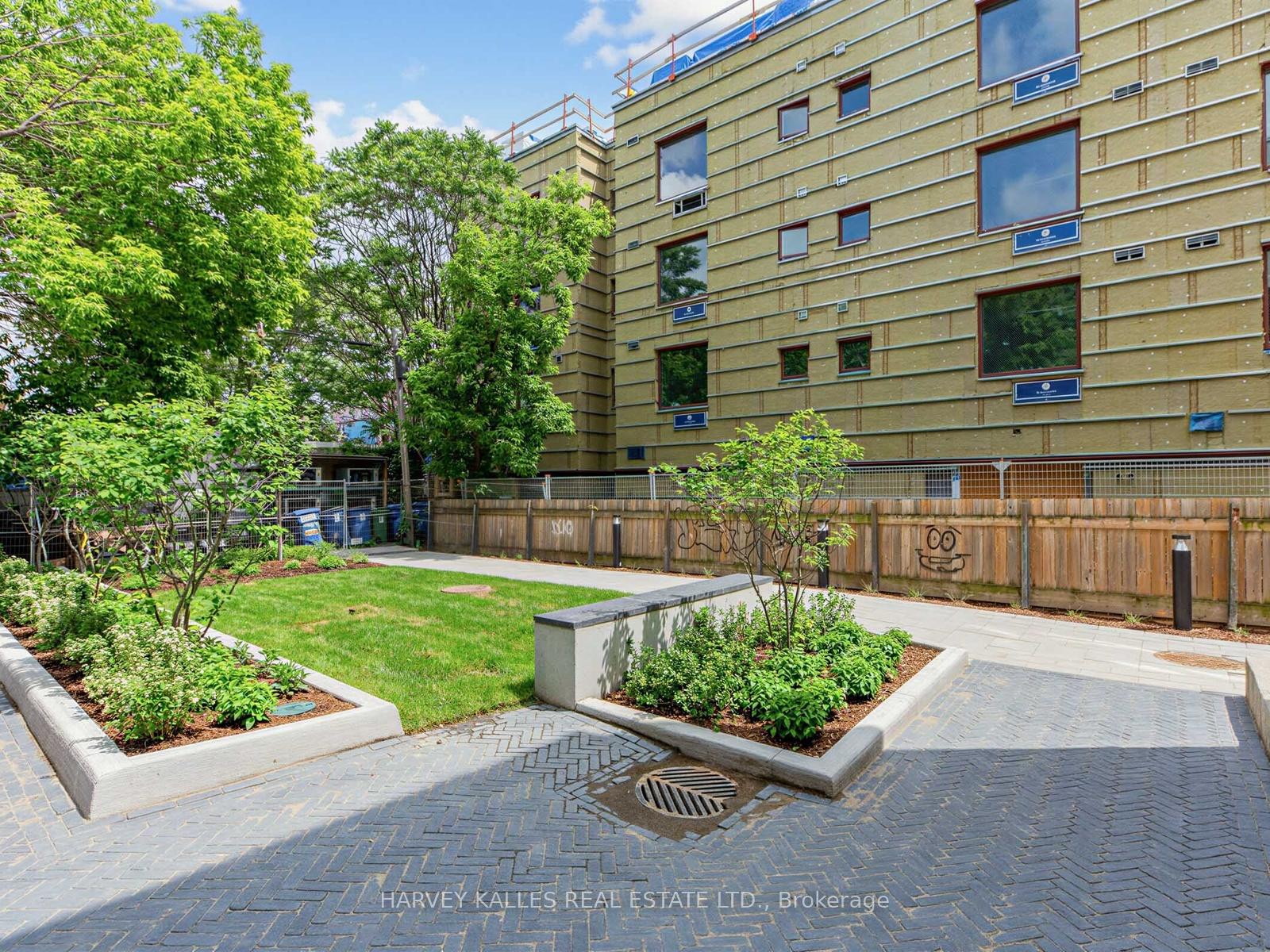 45 Bellevue Avenue 1a, Toronto Unit: 1a