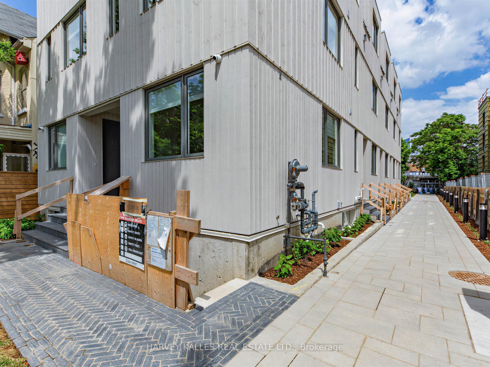 45 Bellevue Avenue 1a, Toronto Unit: 1a