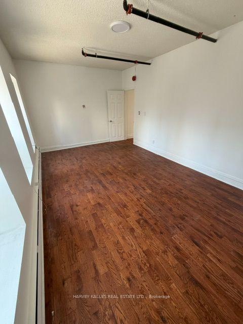 214 Queen Street W 3rd floor, Toronto Unit: 3rd floor