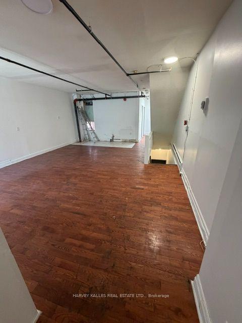 214 Queen Street W 3rd floor, Toronto Unit: 3rd floor