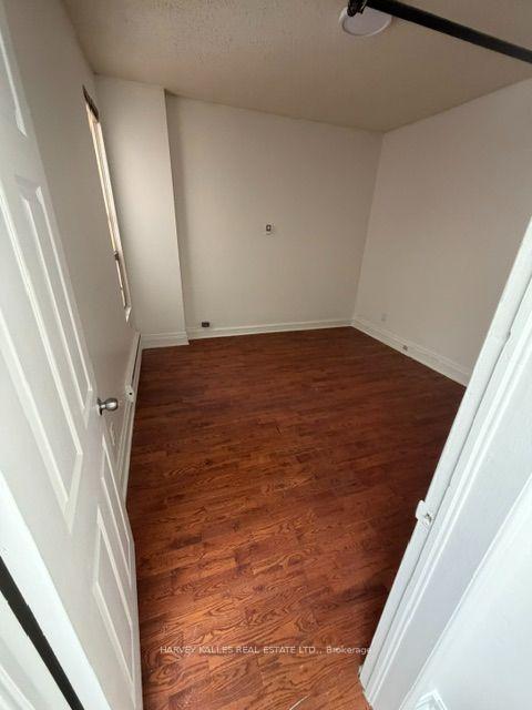 214 Queen Street W 3rd floor, Toronto Unit: 3rd floor