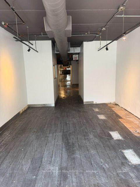 214 Queen Street W 2nd Flr, Toronto Unit: 2nd Flr