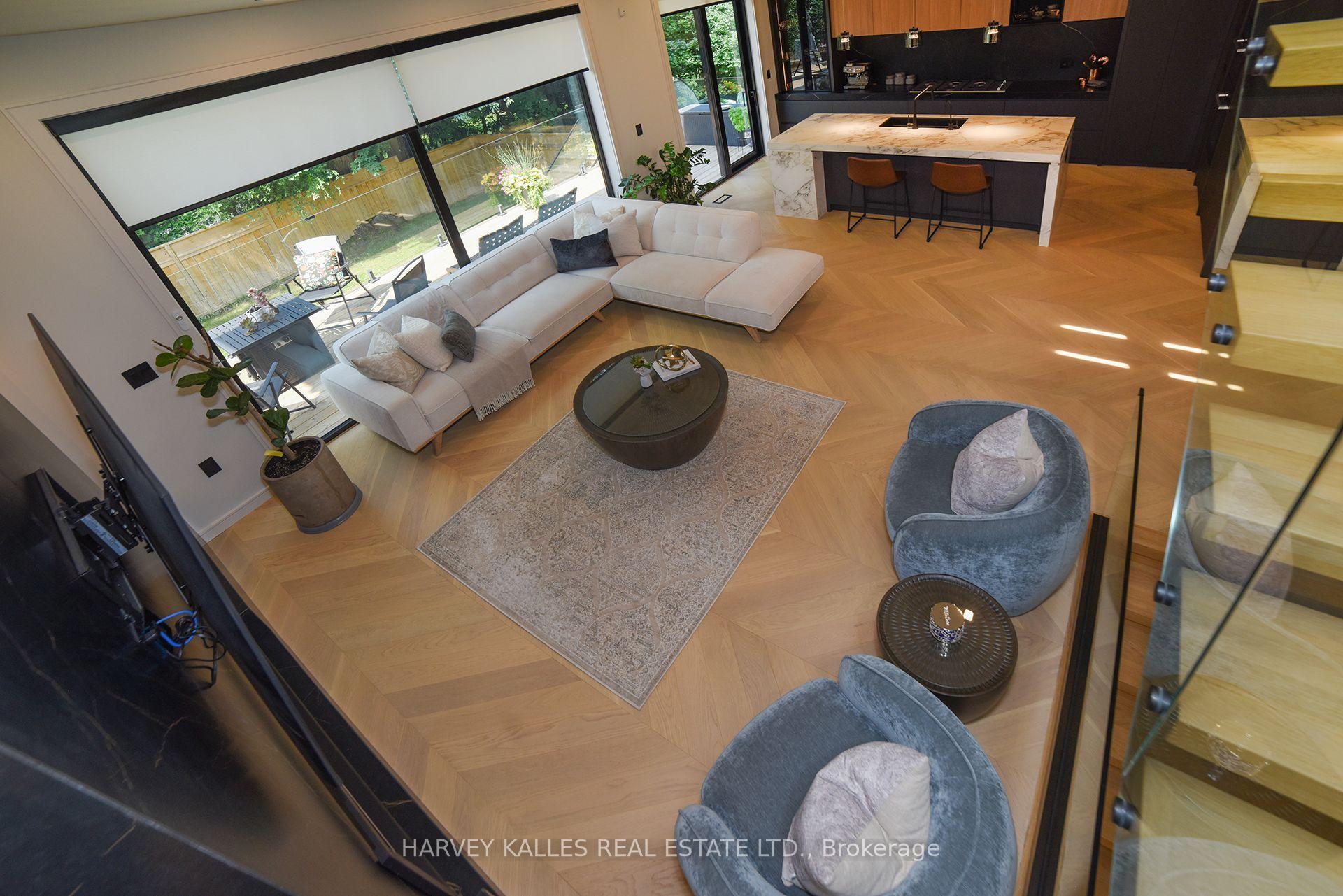 110 Mona Drive, Toronto