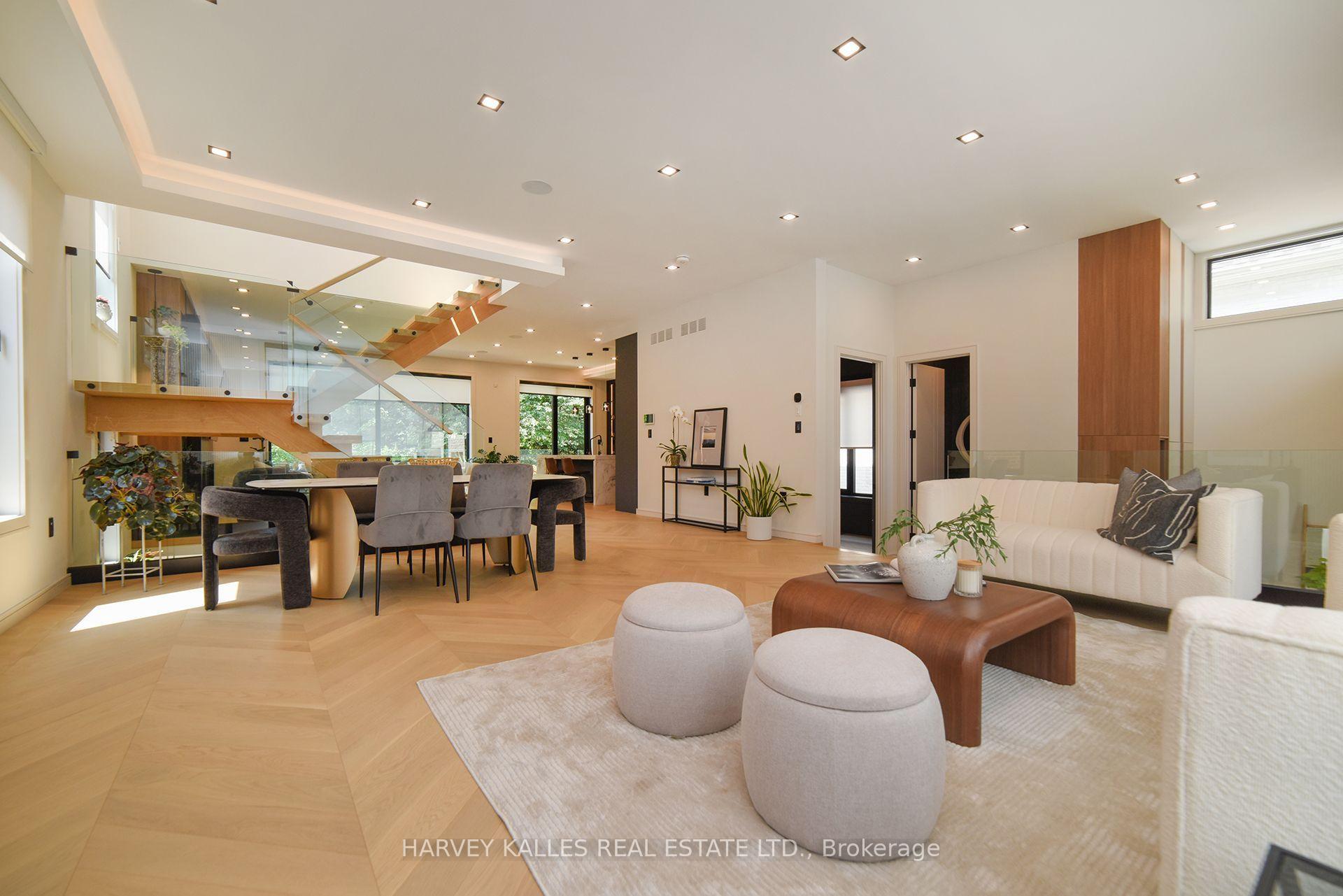 110 Mona Drive, Toronto