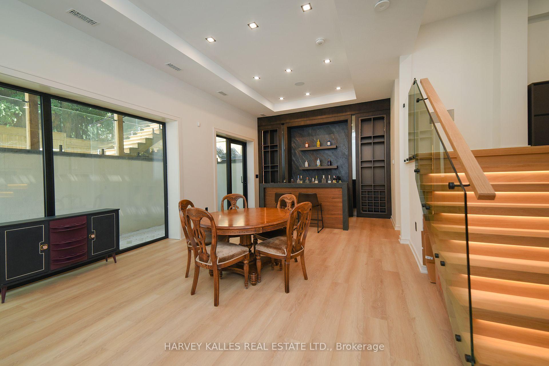 110 Mona Drive, Toronto
