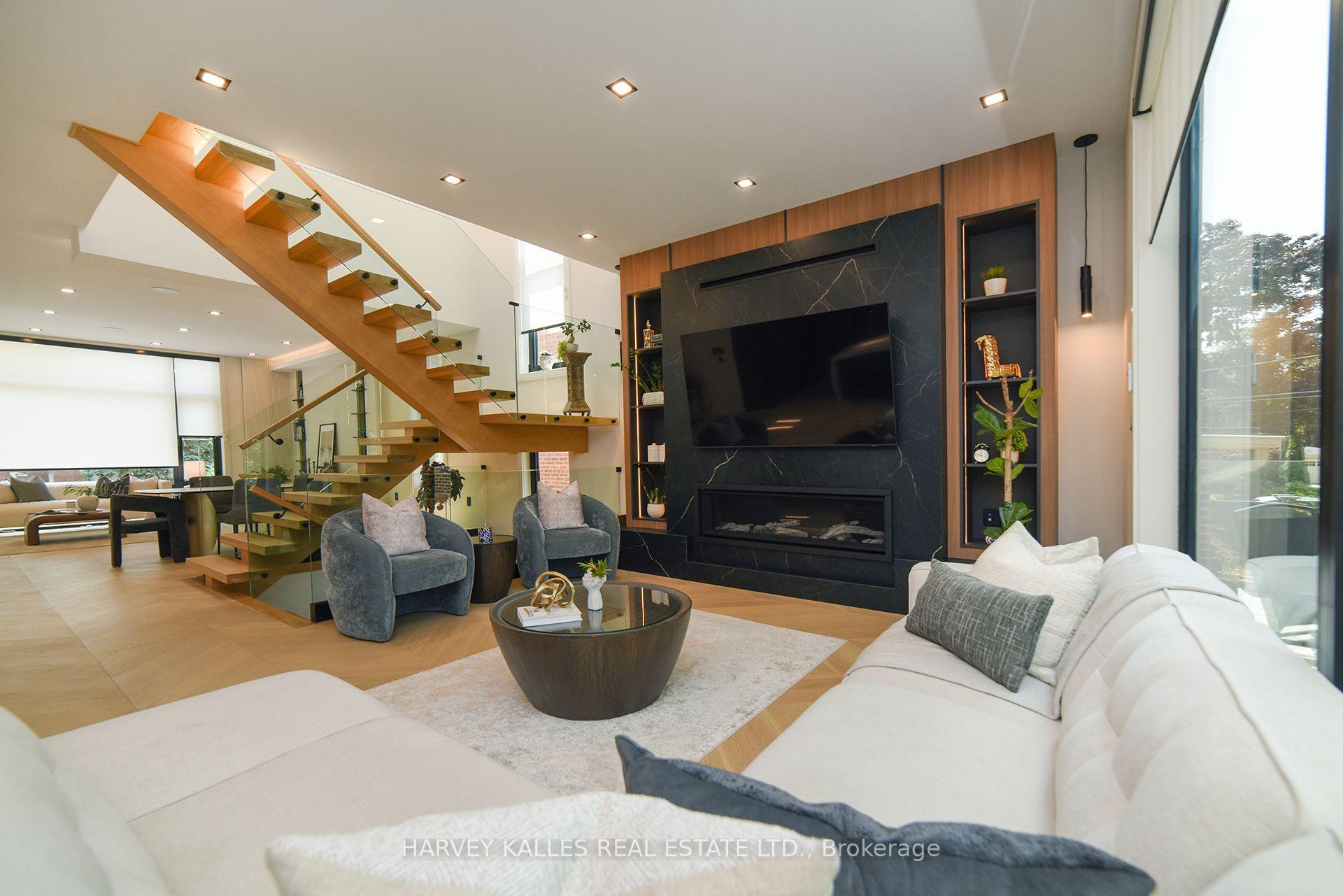 110 Mona Drive, Toronto
