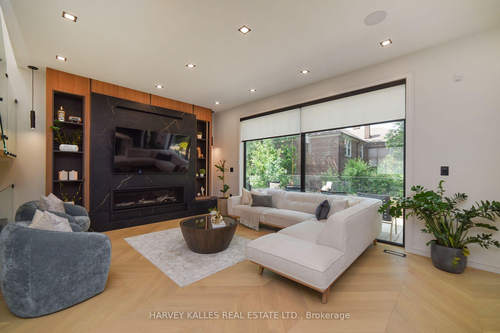 110 Mona Drive, Toronto
