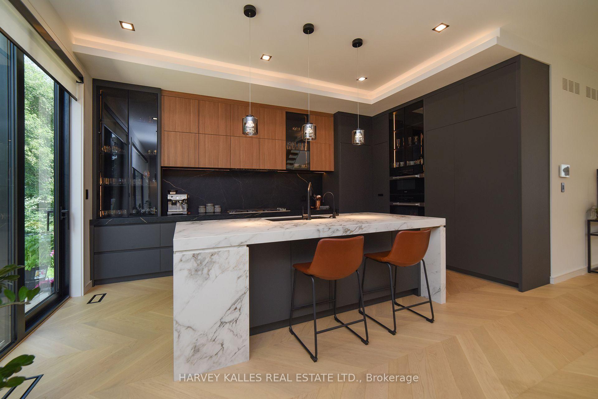 110 Mona Drive, Toronto