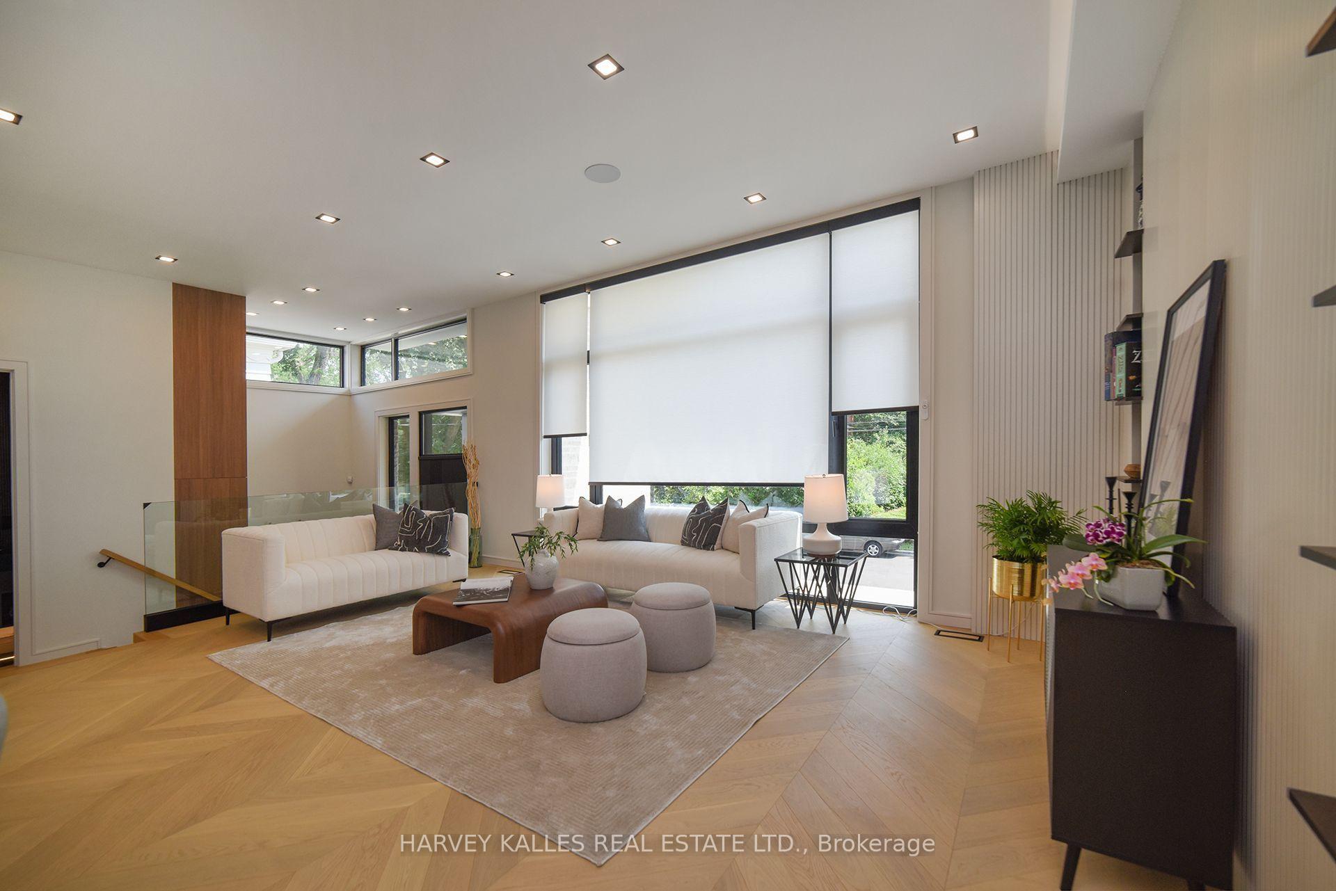 110 Mona Drive, Toronto