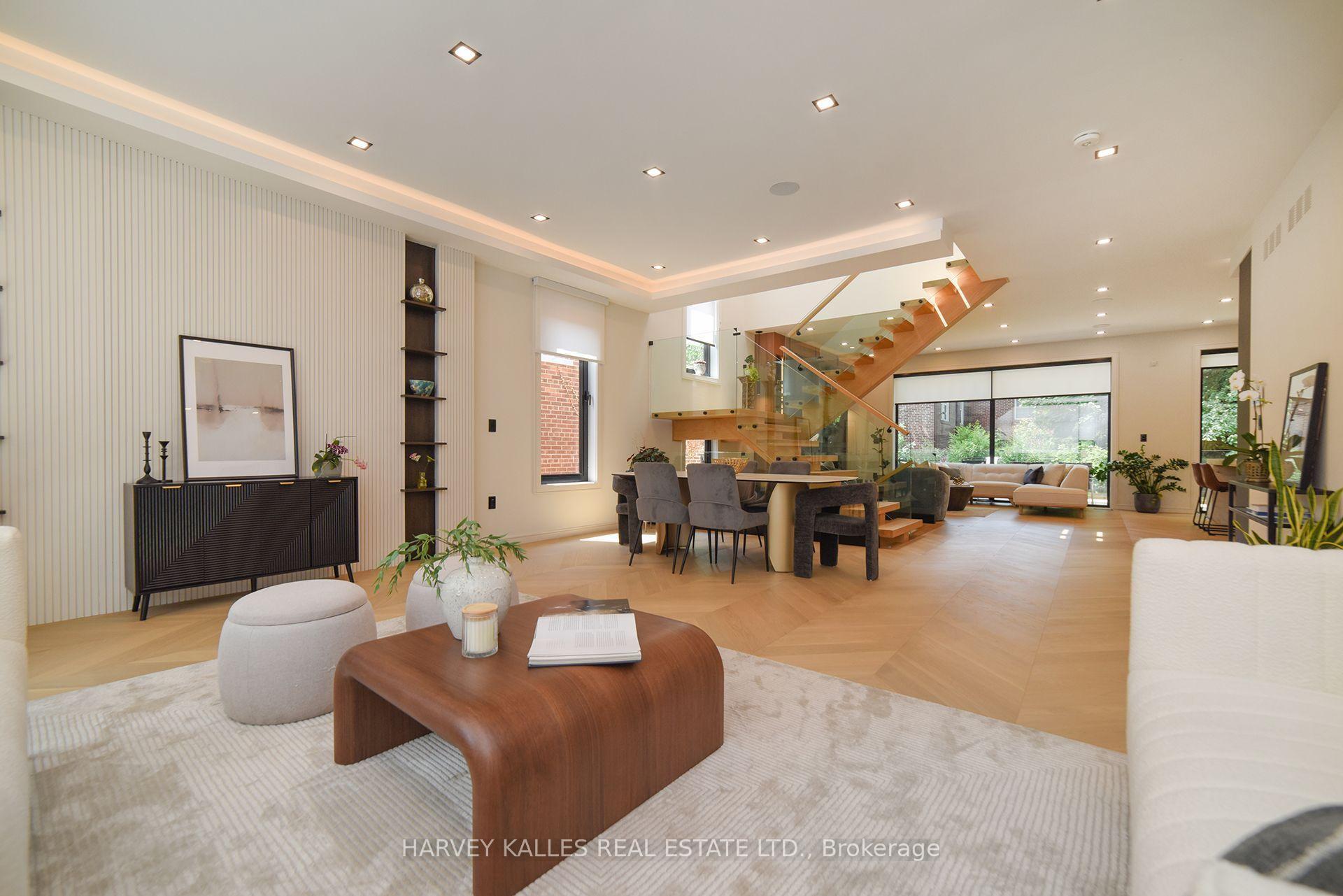110 Mona Drive, Toronto