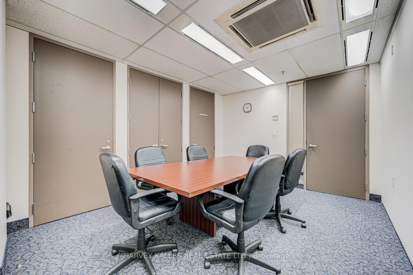 45 Sheppard Avenue E 930, Toronto Unit: 930