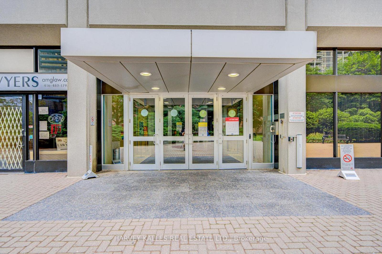 45 Sheppard Avenue E 935, Toronto Unit: 935