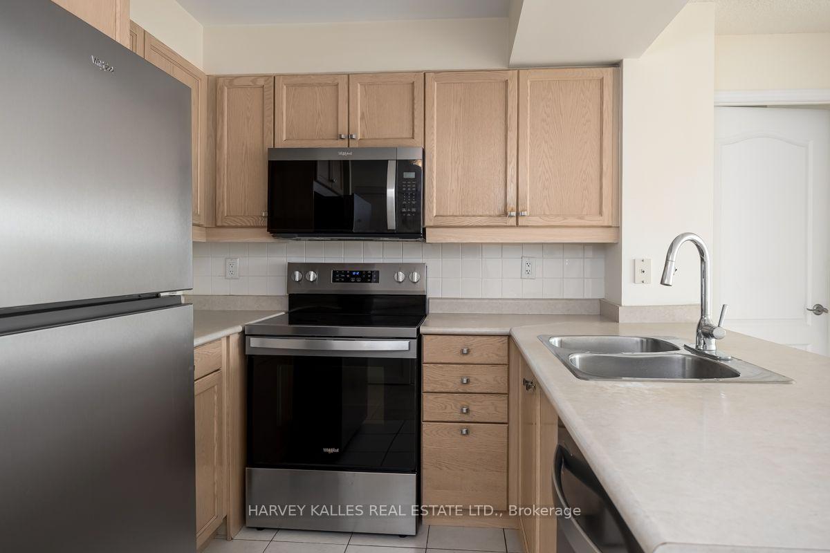 205 The Donway N/A W 503, Toronto Unit: 503