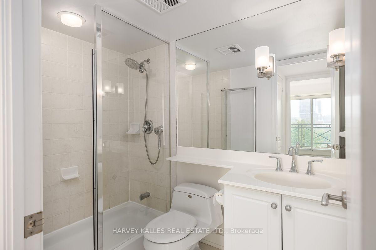 205 The Donway N/A W 503, Toronto Unit: 503