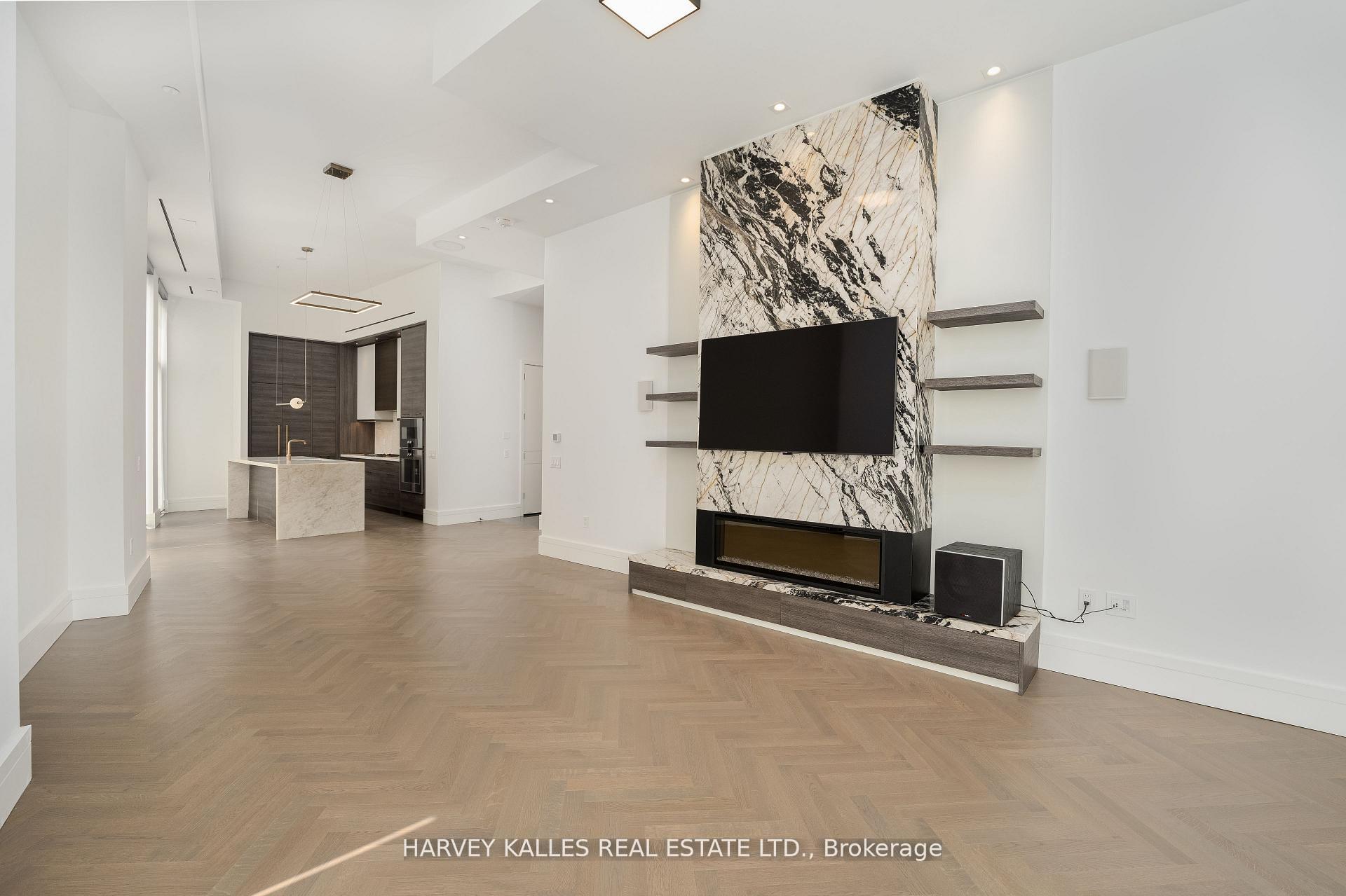 215 Lonsdale Road 2002, Toronto Unit: 2002